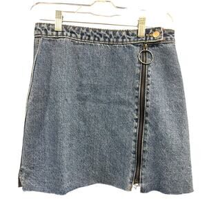 Denim & Co Denim Zip Front Mini Jean Skirt Ring Pull Distressed Raw Hem Size 6